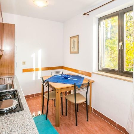 Apartments Mirjana Pula Ngoại thất bức ảnh